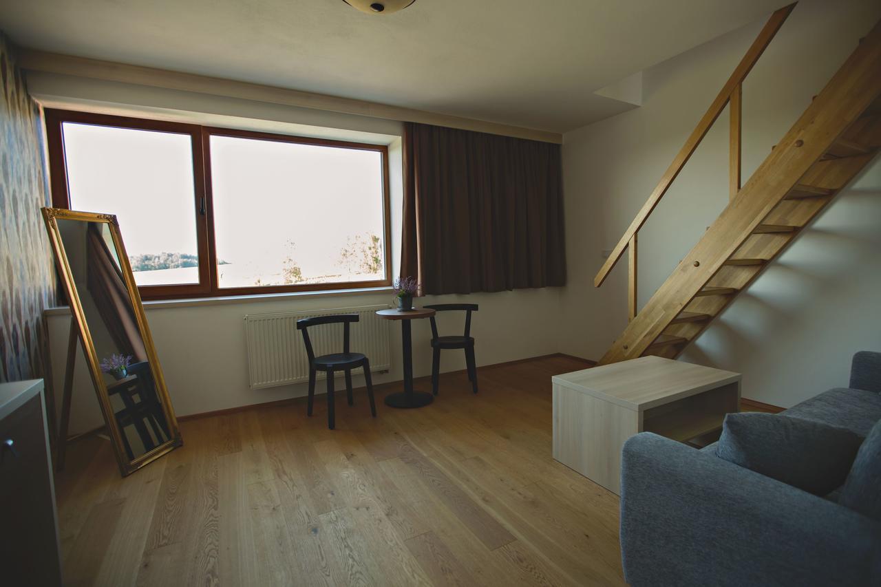 Statek Ceska Lipa Myslovice Hotel Klatovy Exterior photo