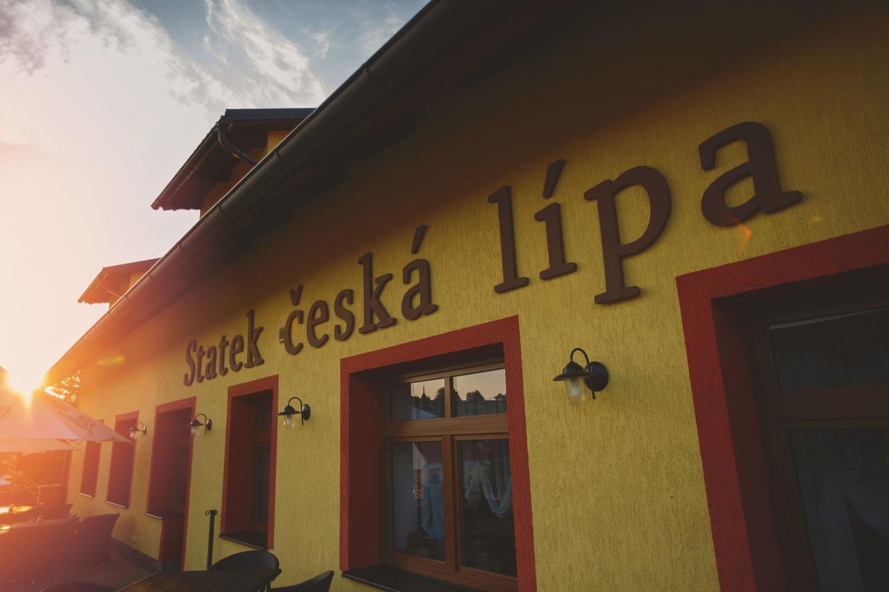 Statek Ceska Lipa Myslovice Hotel Klatovy Exterior photo